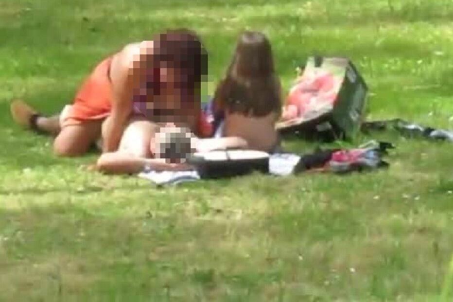 Sexo junto a criança deixa pai em choque