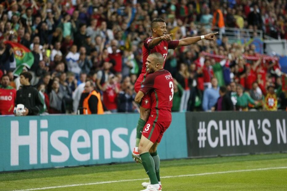 14-06-2016_20_38_44 x9 Robert Pratta nani.jpg