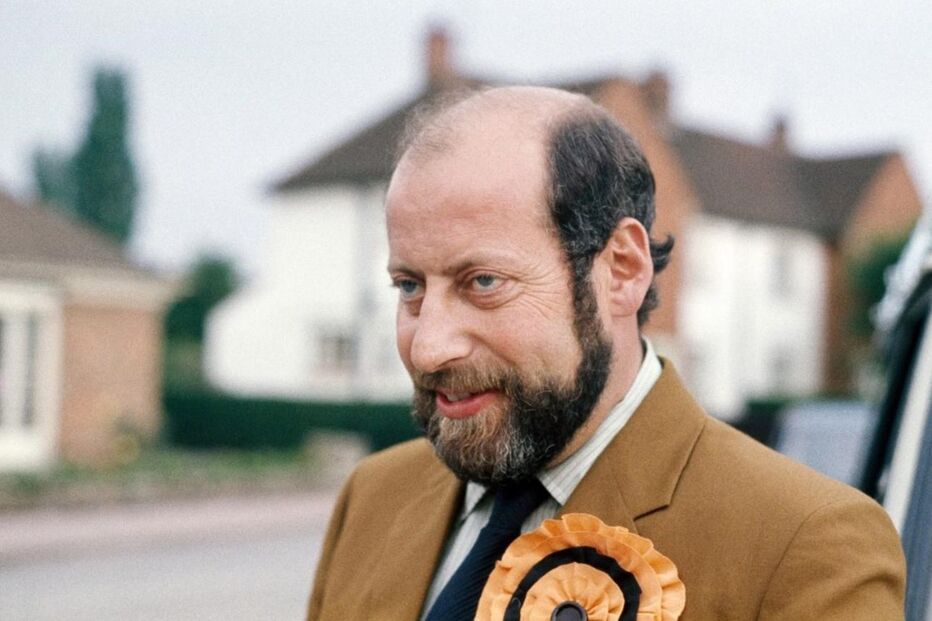 Sir Clement Freud, Pedofilia, McCann, Praia da Luz, Reino Unido