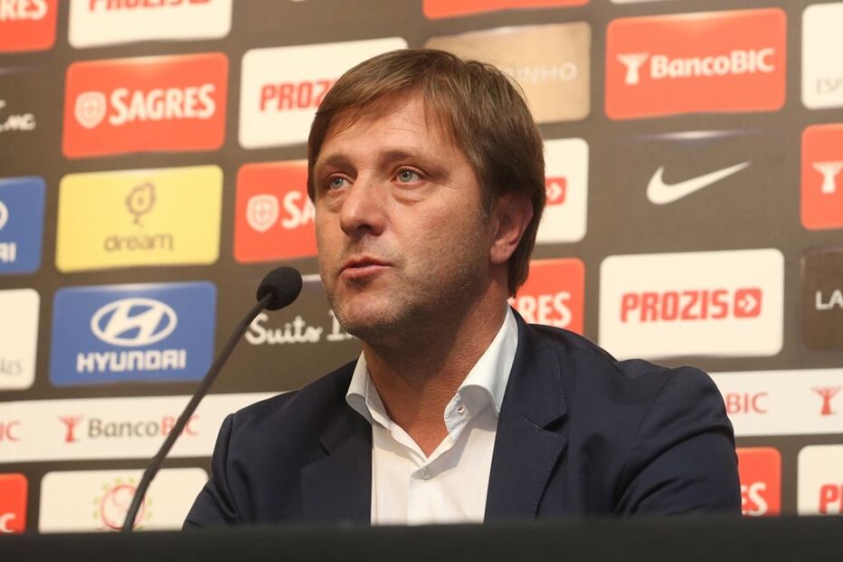 Pedro Martins, V. Guimarães, Desporto, Futebol