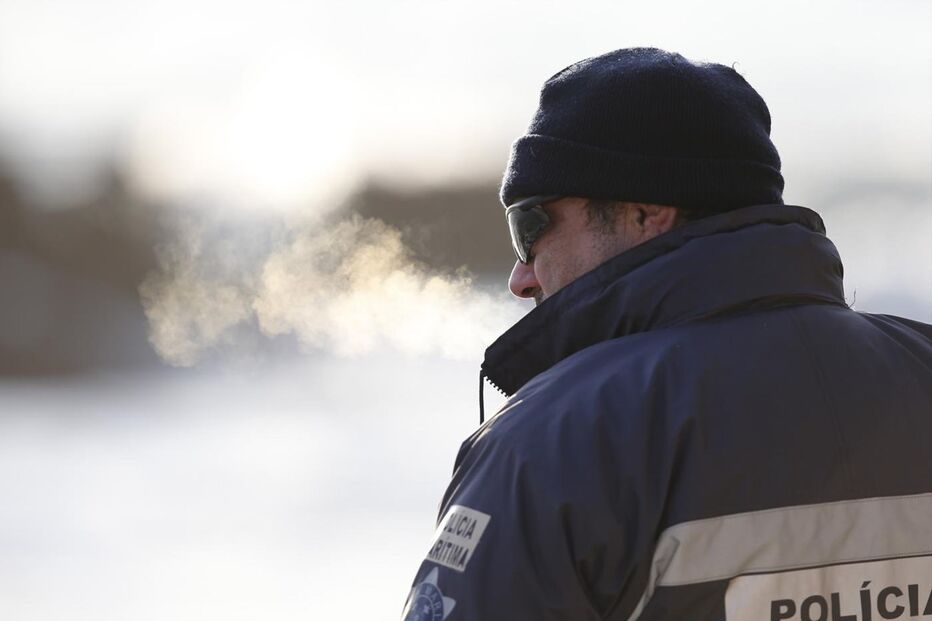 Polícia Marítima, Serviço de Estrangeiros e Fronteiras, SEF, operação, política, economia, negócios e finanças, autoridades locais