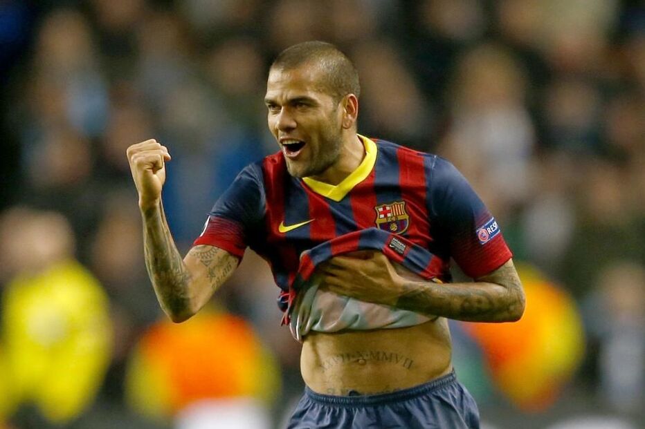 Dani Alves, Juventus, Barcelona, Miralem Pjanic, futebol