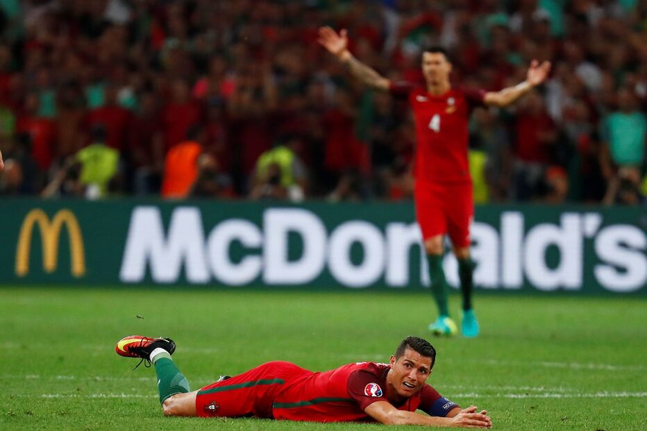 30-06-2016_21_27_53 2016-06-30T202521Z_110319921_MT1ACI14464267_RTRMADP_3_SOCCER-EURO-POL-POR.JPG