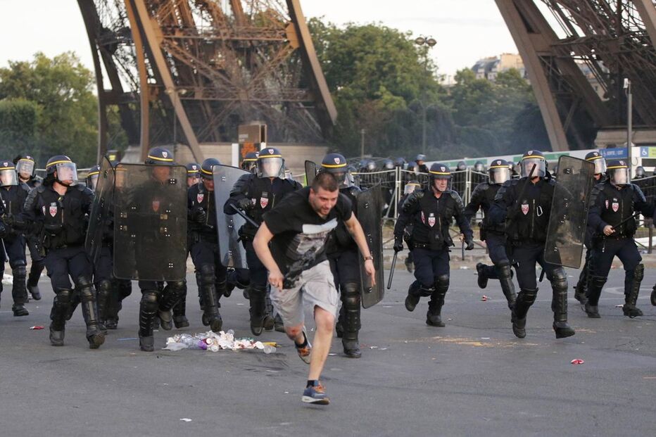 paris, gás lacrimogéneo
