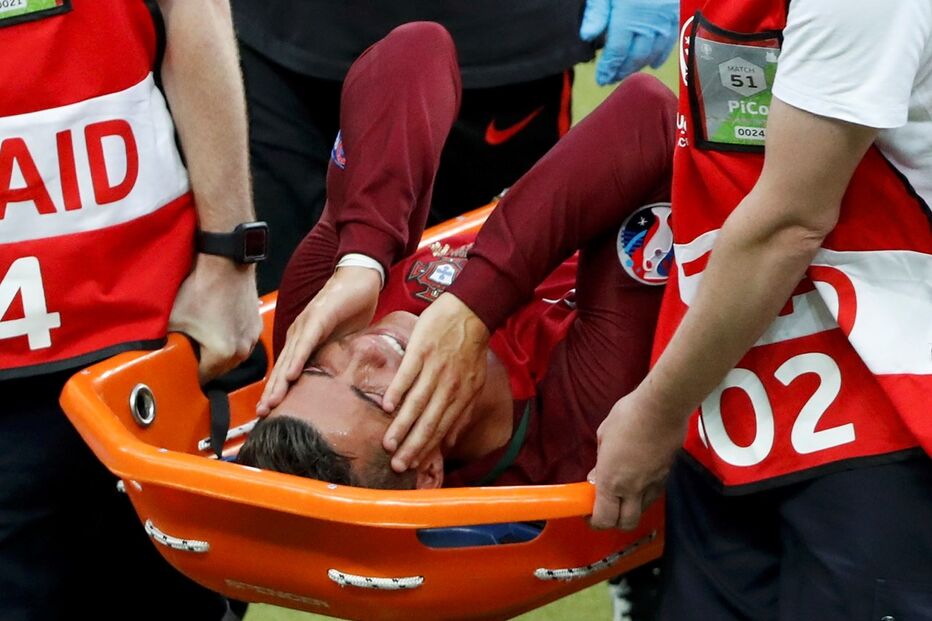 10-07-2016_20_39_00 2016-07-10T193123Z_1576913471_LR1EC7A1I8118_RTRMADP_3_SOCCER-EURO-POR-FRA.JPG