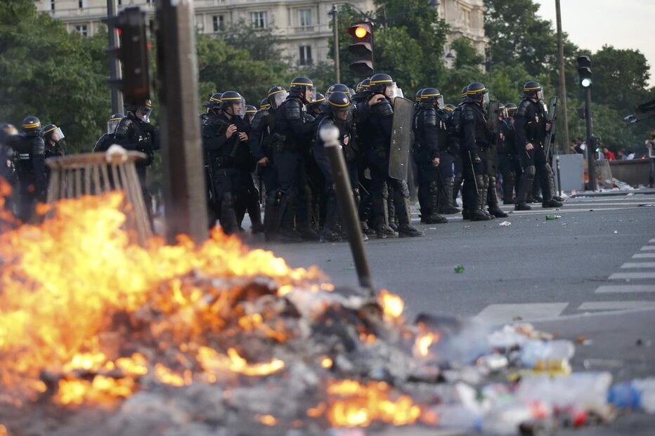 paris, gás lacrimogéneo