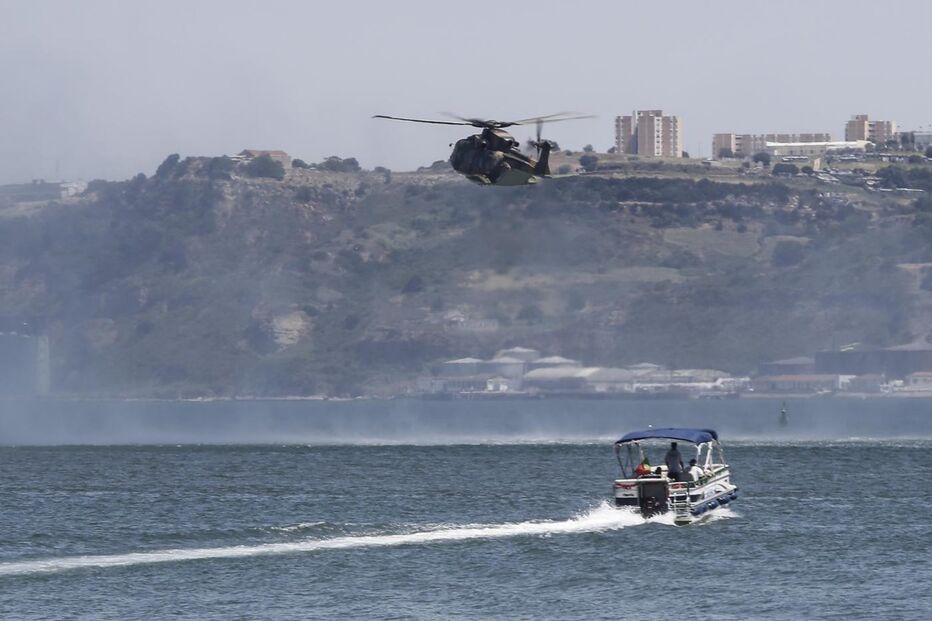 Tejo, queda, Algés, Malaquias Domingues, acidentes e desastres, organizações de socorro