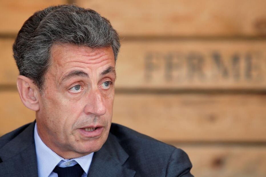 Nicolas Sarkozy, François Hollande, luta, terrorismo, política, distúrbios, guerras e conflitos