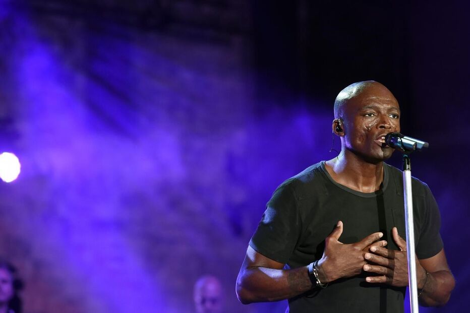 19-07-2016_19_56_31 seal.JPG