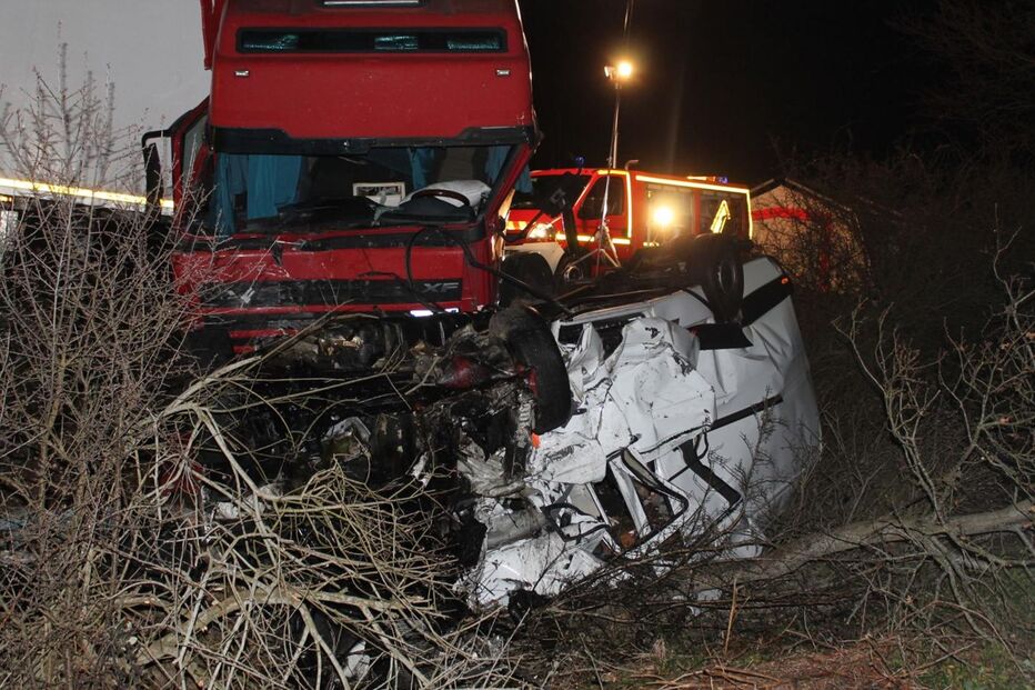 caução, carrinha, Arménio Pinto, França, acidente, Moulins
