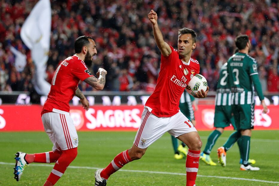 Jonas, Barcelona, Luís Filipe Vieira, Benfica, Messi, Suárez, Bota de Ouro