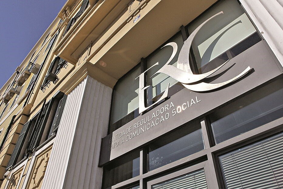 Entidade Reguladora para a Comunicação Social, ERC, Carlos Magno, Casa dos Segredos, coimas, sanções, taxas, milhões