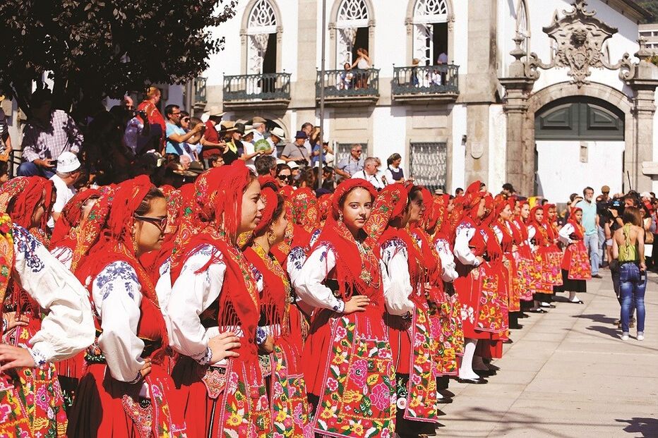 João Vieira, Viana do Castelo, António Cruz, Rui Cordeiro, Bélgica, religião, Comissão Executiva da Romaria,  Senhora d’Agonia, andor