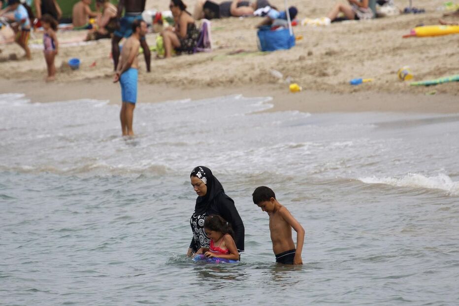 burkini, mulheres, praia