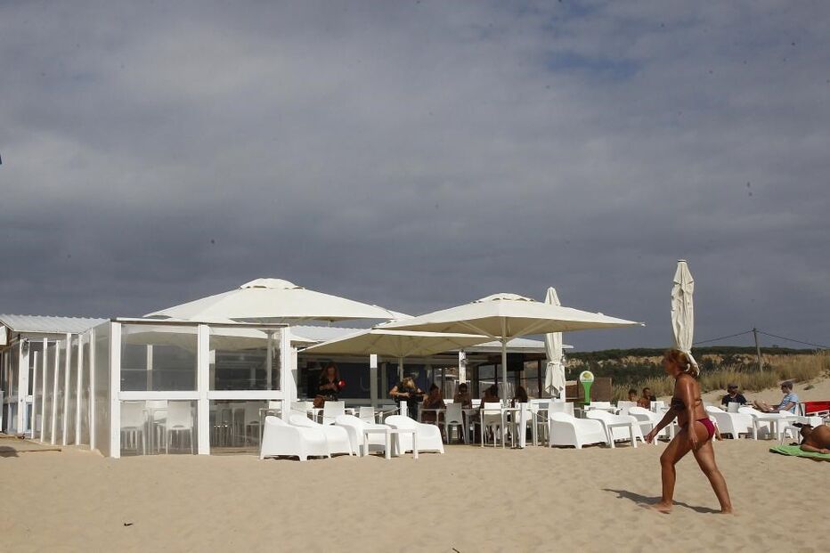 bar, praia, unik lounge, incêndio, costa da caparica, caparica, fogo