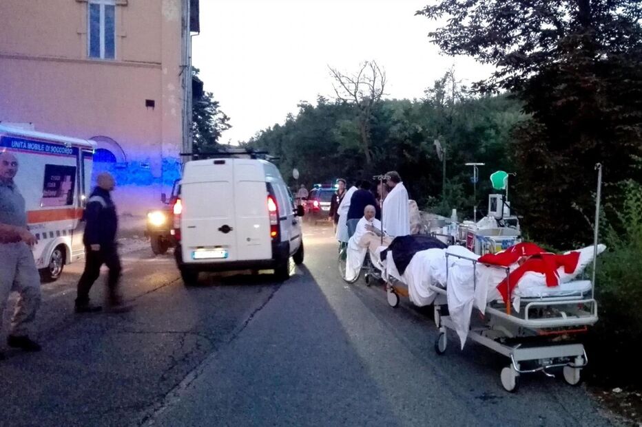 sismo, itália, terramoto, destruição, mortos, feridos