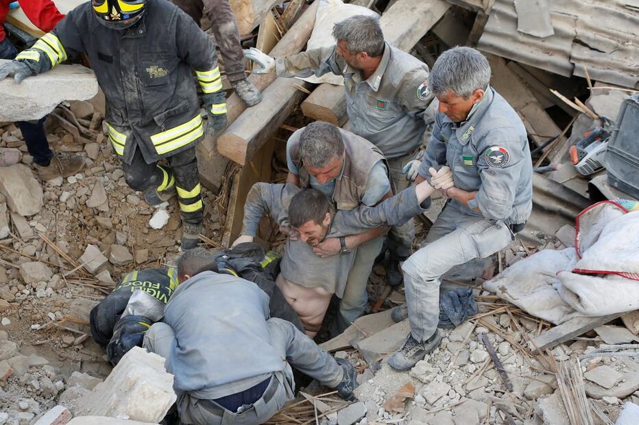 sismo, itália, terramoto, destruição, mortos, feridos