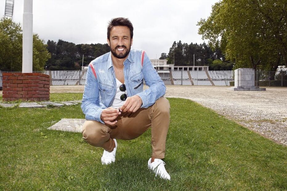 César Peixoto, Diana Chaves, futebolista, atriz, família