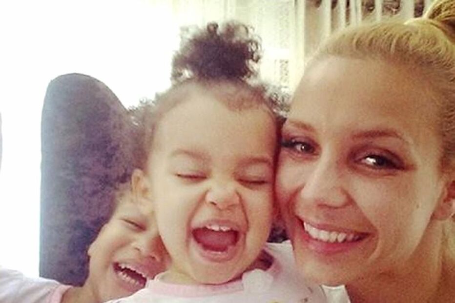 Luciana Abreu, música, cantora, filhas, atriz