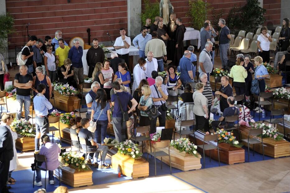 Itália, Ascoli Piceno, acidentes e desastres, questões sociais, sismo