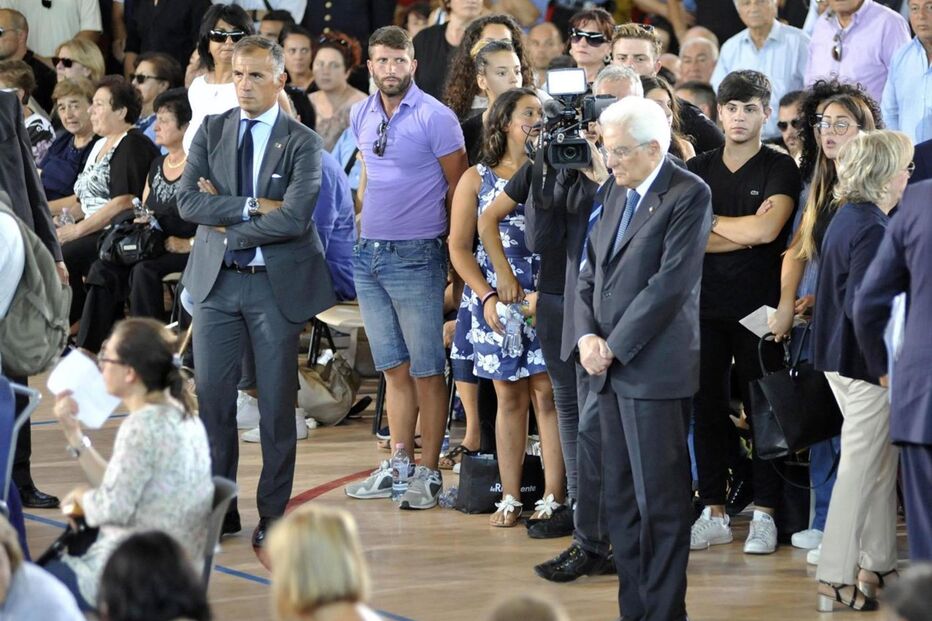 Itália, Ascoli Piceno, acidentes e desastres, questões sociais, sismo