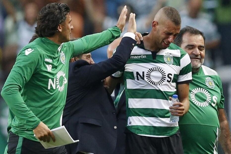Sporting, Islam Slimani, choro, desporto, futebol