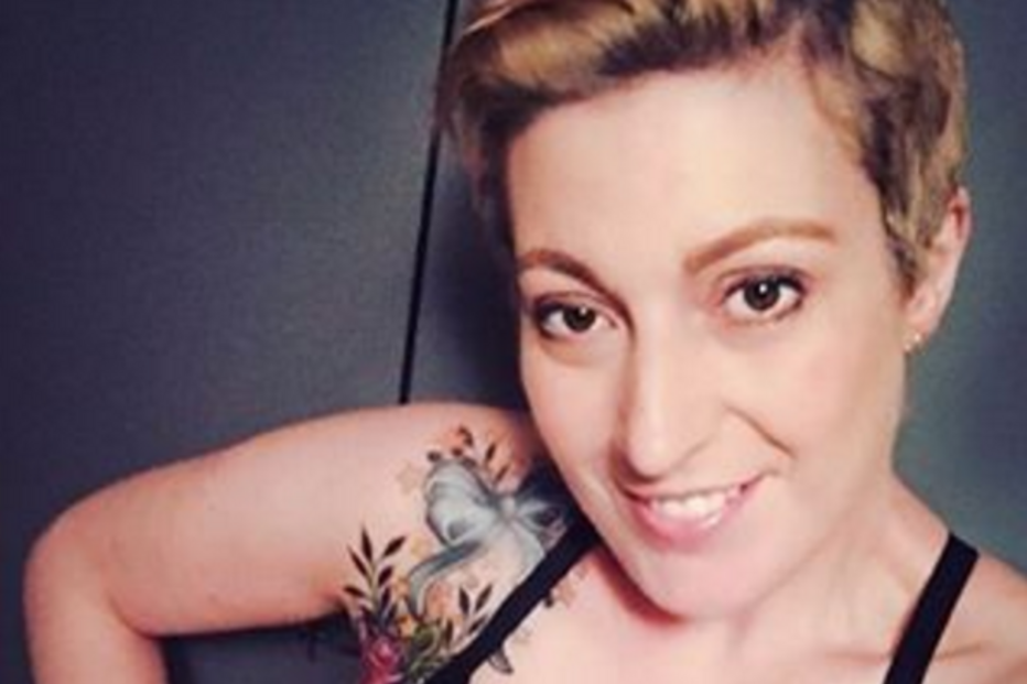 tatuadora, tatuagem, Alison Habbal, cicatrizes, Austrália, mastectomia