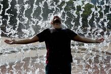 Temperaturas, sol, calor, água, protetor solar, fruta, óculos, meteorologia