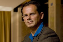 José  Rodrigues  dos  Santos