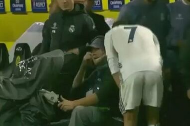Ronaldo quis ver replay do golo que lhe foi anulado