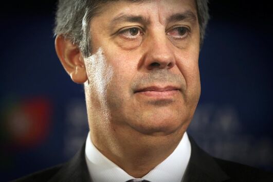 Mário Centeno, São Bento, Instituto Nacional de Estatística, INE, Produto Interno Bruto, Orçamento do Estado, Portugal, Bruxelas, Governo, economia, negócios e finanças, economia (geral), macroeconomia, política