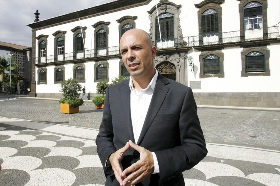 Câmara Municipal do Funchal, Gabinete da Cidade, Paulo Cafôfo, incêndios, política, autoridades locais