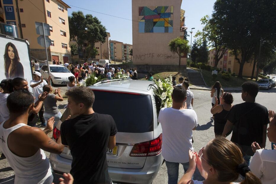 PSP, André Gomes, Pika, funeral, bairro do Cerco, jovem, morte, PSP