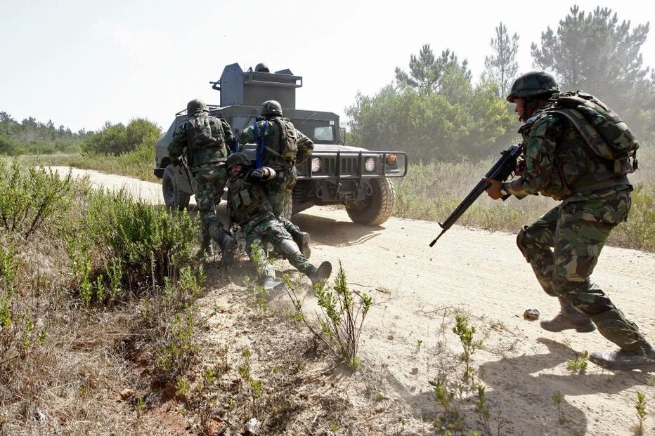 militares, comandos, exercícios