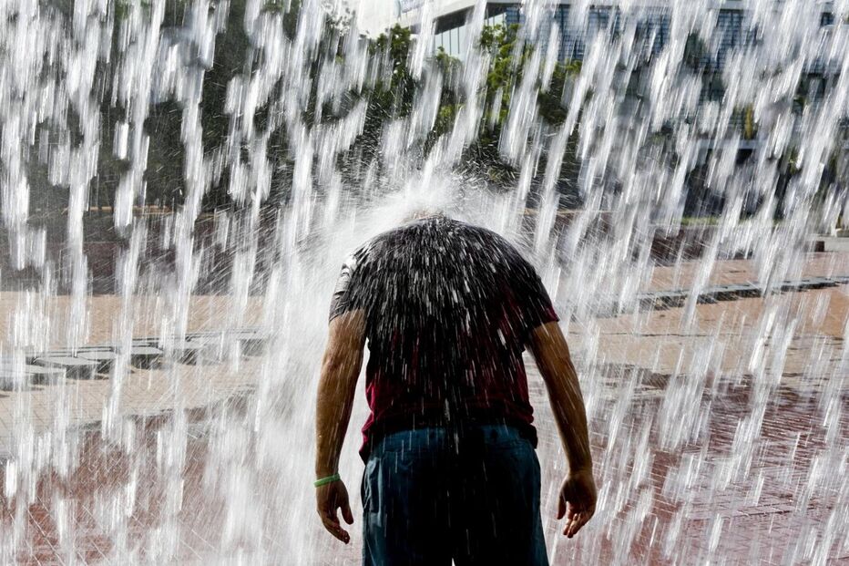 Temperaturas, sol, calor, água, protetor solar, fruta, óculos, meteorologia
