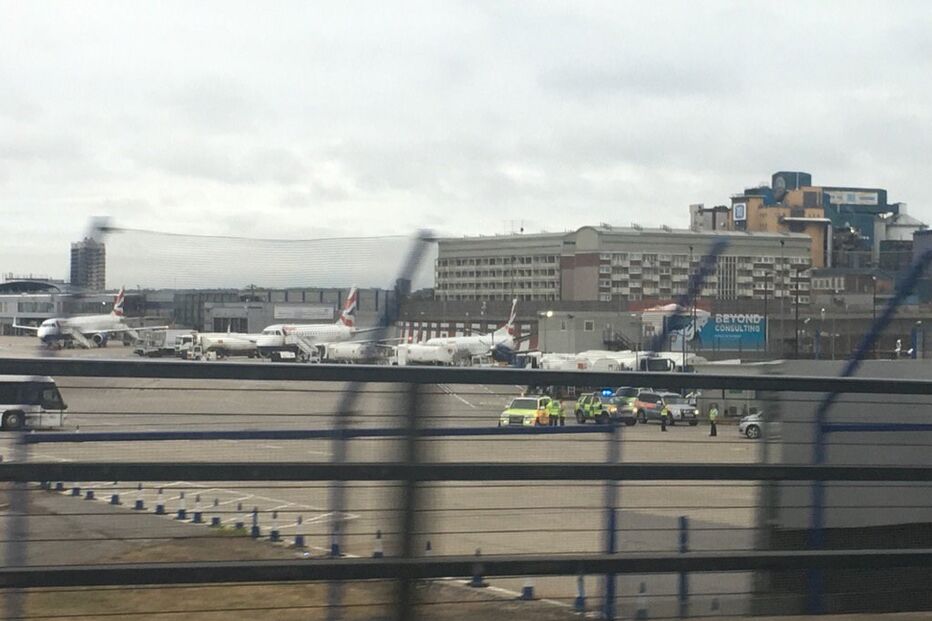  London City, Londres, Reino Unido, Black Lives Matter, Aeroporto de London City, Gatwick, grupo Black Lives Matter, política, economia, negócios e finanças