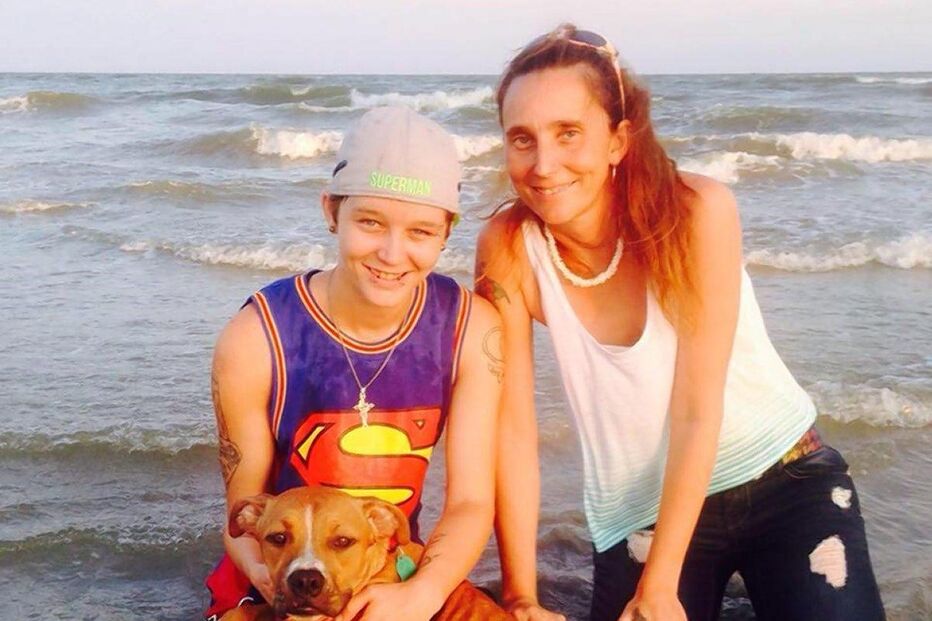 08-09-2016_18_38_40 incest8n-4-web.jpg