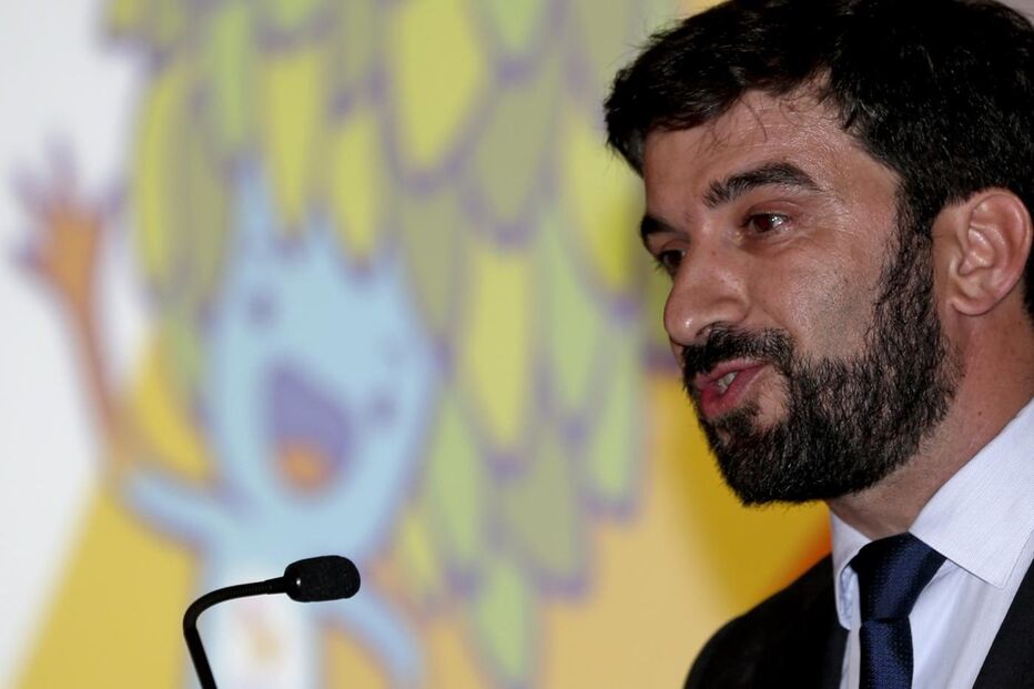 Governo, modernização, escolas, Tiago Brandão Rodrigues, Orçamento do Estado, política, questões sociais