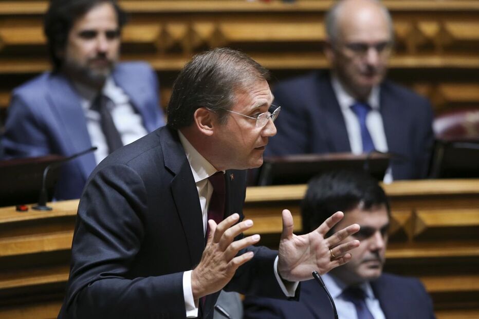 PSD, Passos Coelho, António Costa, José Sócrates, Governo, política, economia, negócios e finanças