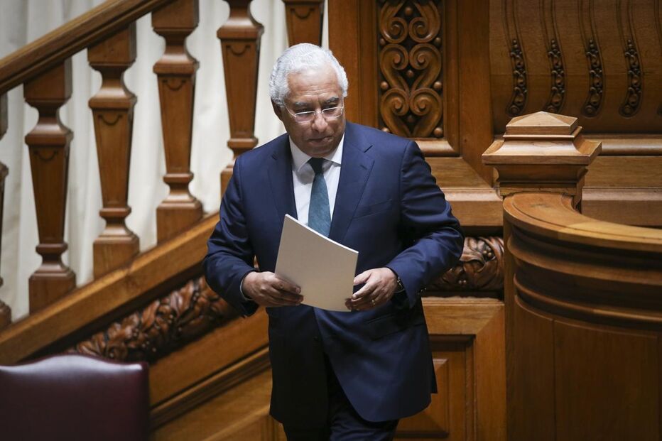 PCP, PS, pobreza, PSD, CDS-PP, Jerónimo de Sousa, António Costa, Assunção Cristas, Passos Coelho, política, partidos e movimentos