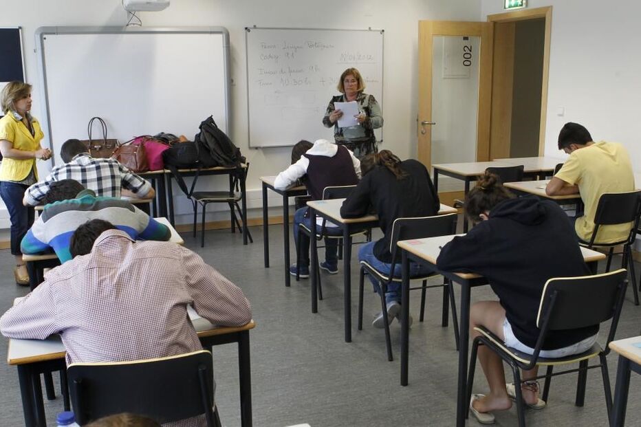 alunos, estudantes, chumbar, aulas, ensino, escolas