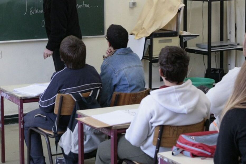 Ministério da Educação, questões sociais, educação