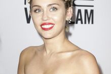 Miley Cyrus, Liam Hemsworth, artes, cultura e entretenimento, namoro