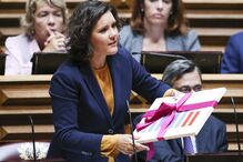 CDS-PP, Assunção Cristas, Governo, António Costa, CDS, Costa, PS, PCP, política, economia, negócios e finanças