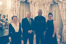 19-10-2016_17_45_41 1995 com Nelson Mandela FMM.jpg