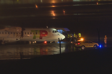 tap, aeroporto, lisboa, avião, pneu