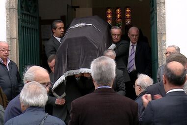 José Lello, funeral, Marco António Costa, Luís Montenegro, PSD, Honório Novo, José Sócrates, João Soares, Augusto Santos Silva, Ferro Rodrigues, política, partidos e movimentos