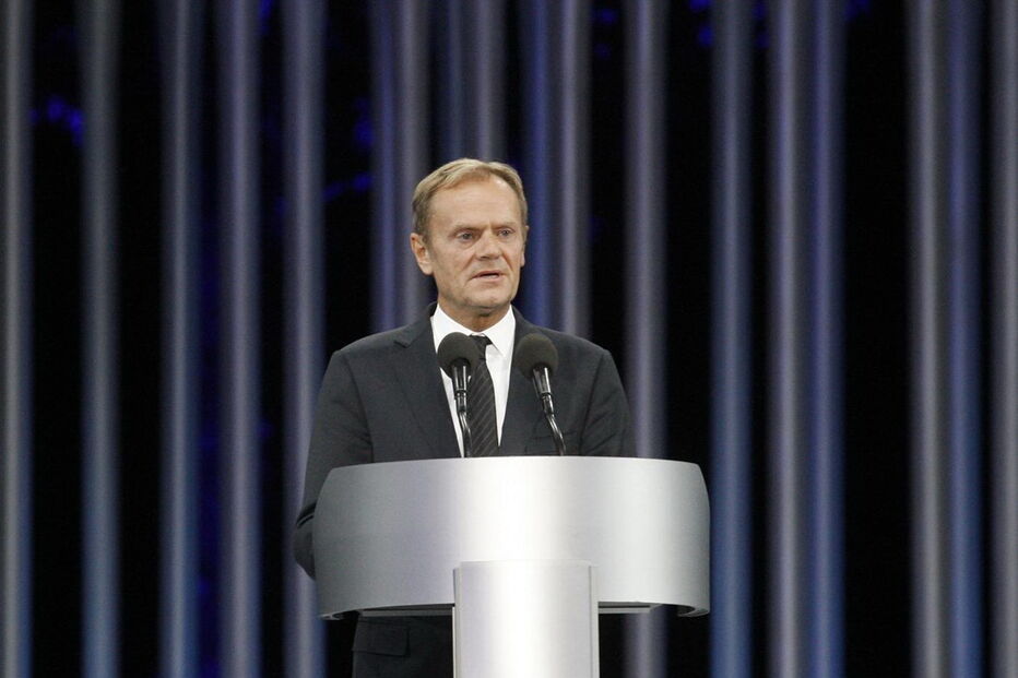 Conselho Europeu, Donald Tusk, Reino Unido, UE, União Europeia, Theresa May, Tratado de Lisboa, política, diplomacia