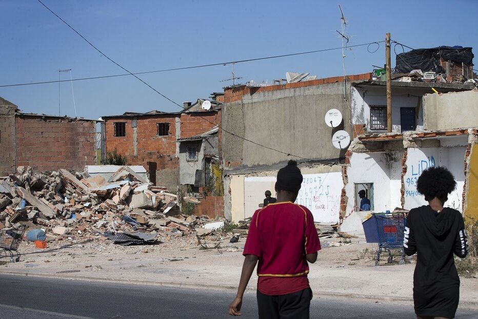 demolições, Amadora, famílias, casa