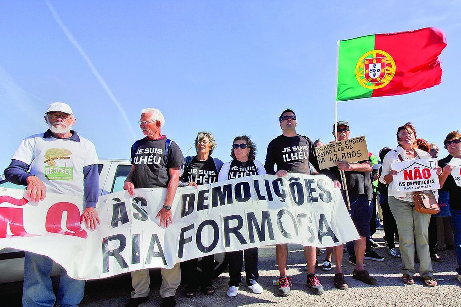 demolições, justiça, ministro do ambiente, ações judiciais, Estado, casas ilegais, ria Formosa, Algarve